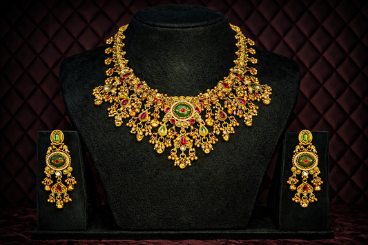 Antique Gold Finish Heritage Necklace Set