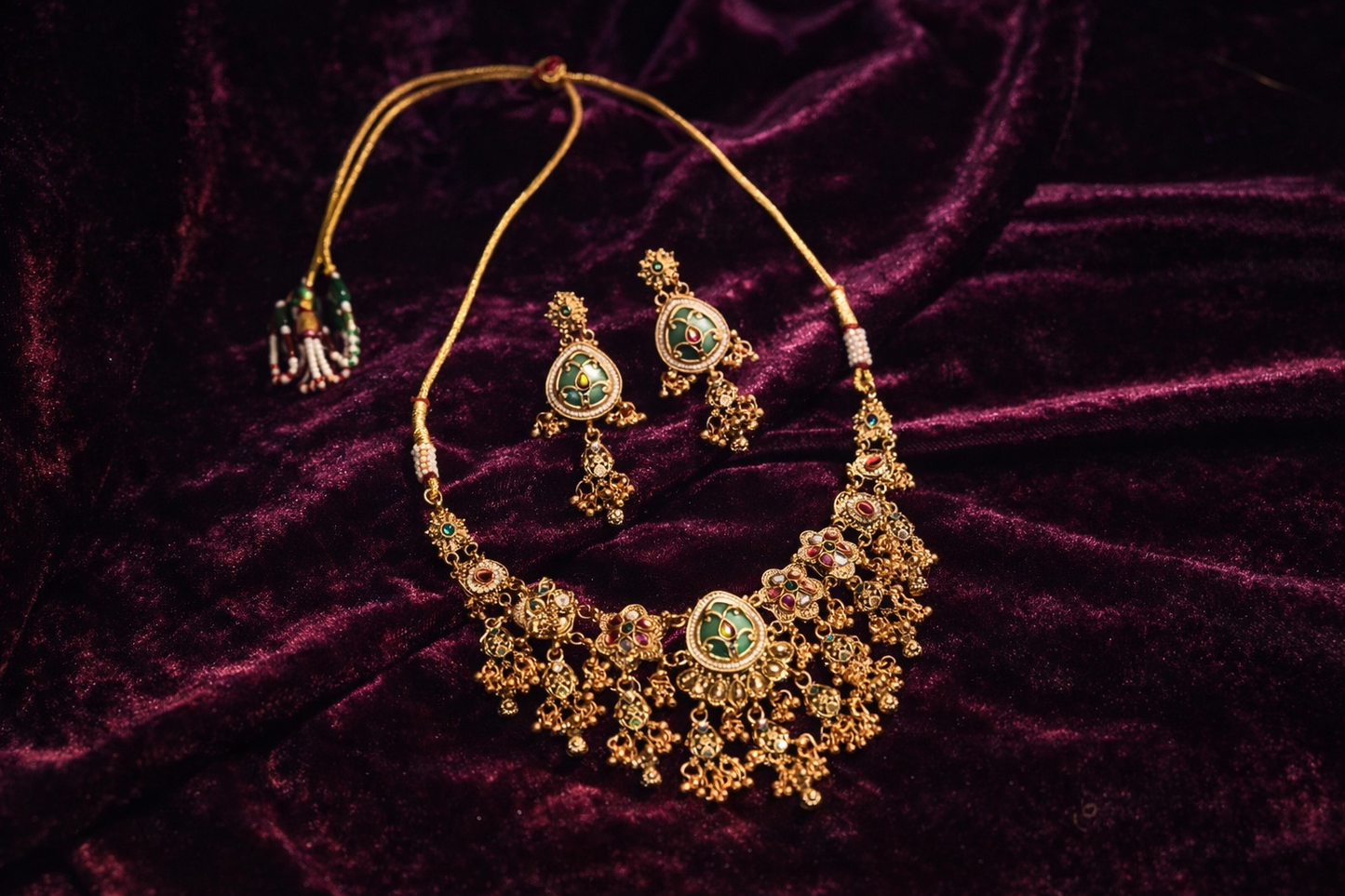 Royal Antique Gold Floral Heritage Necklace Set