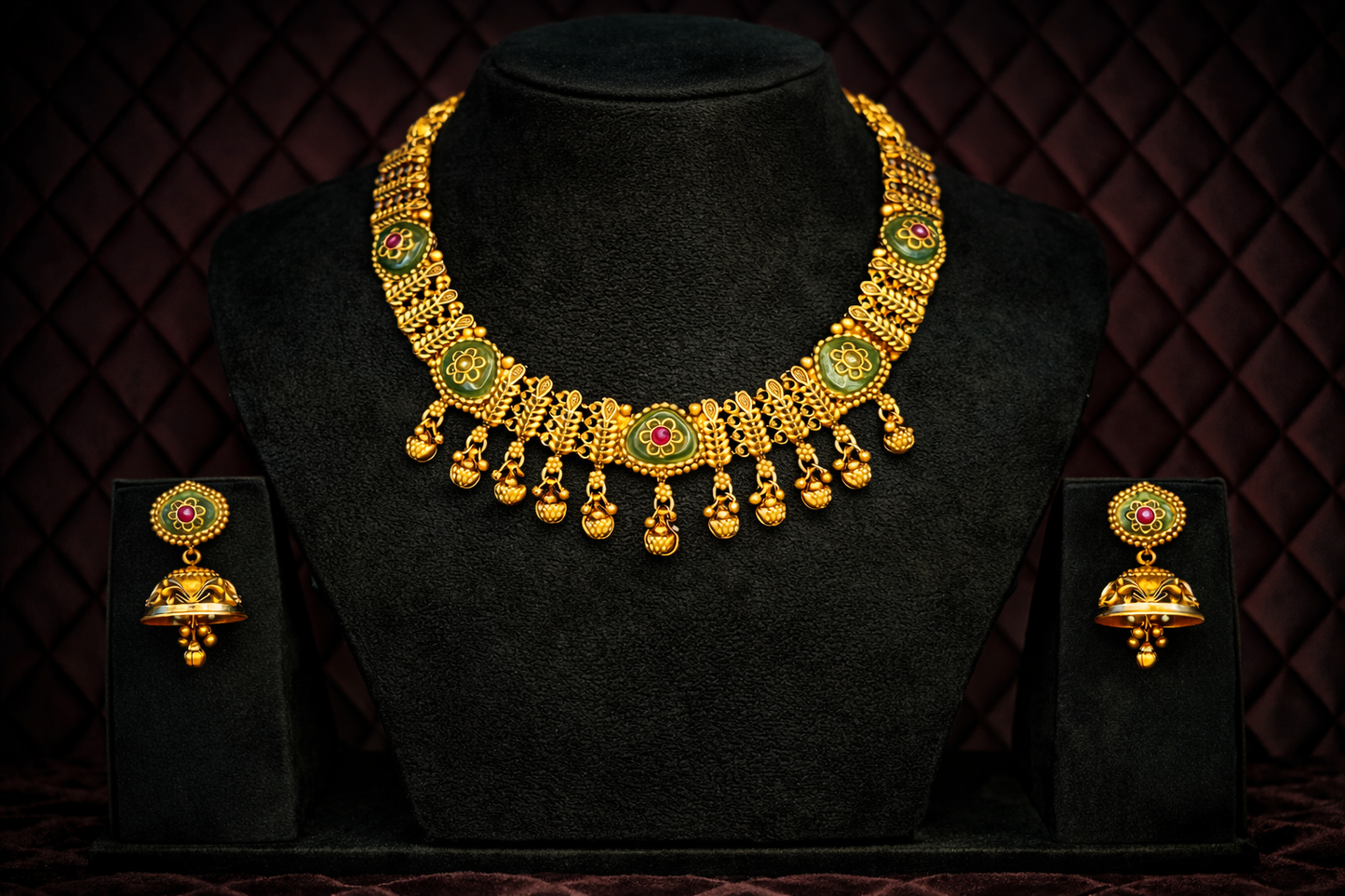 Traditional Antique Gold Necklace Set